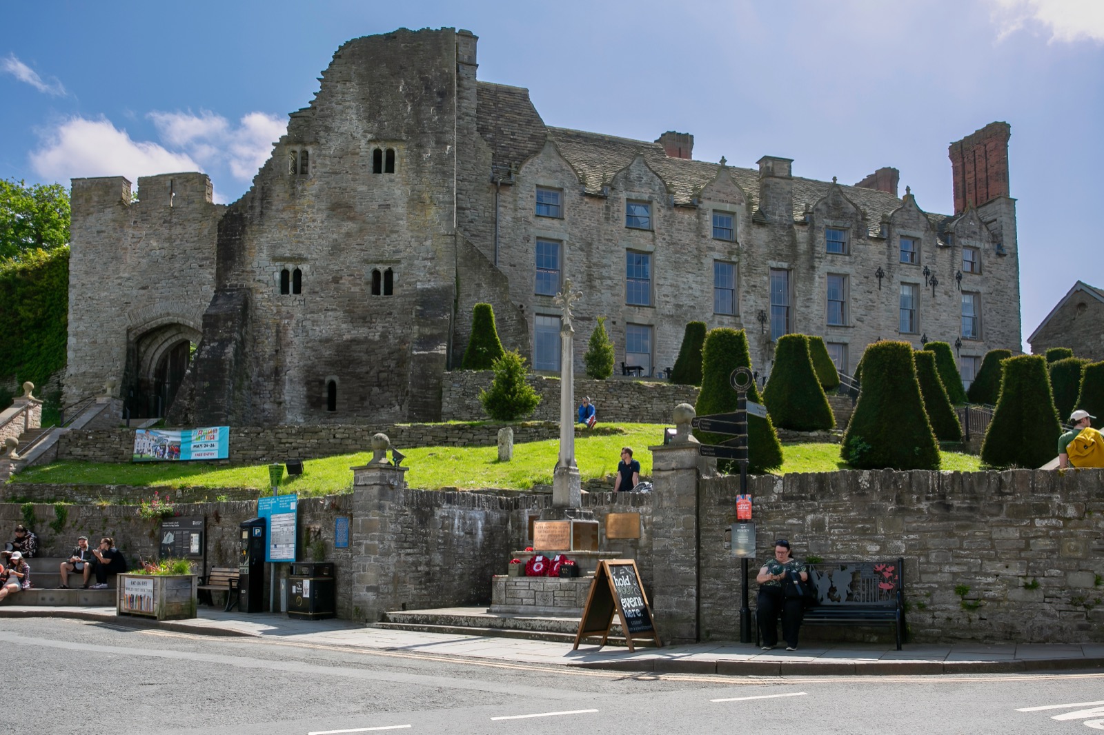 Hay Castle overlooking the book town of Hay-on-Wye